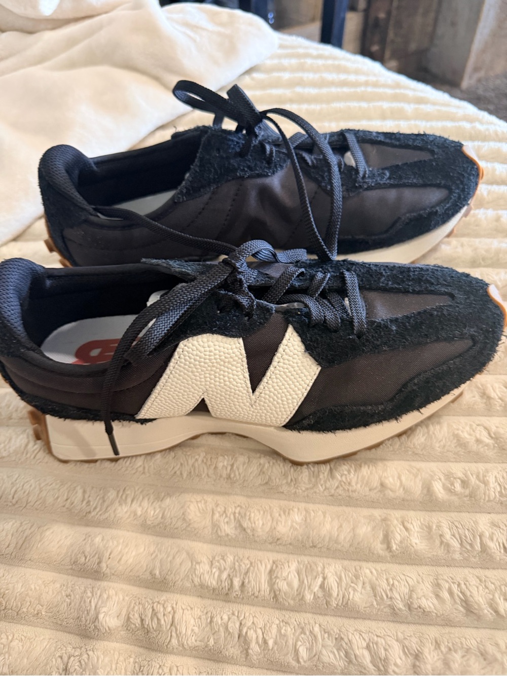 New Balance Black with Pink Logo Casual Sneakers
